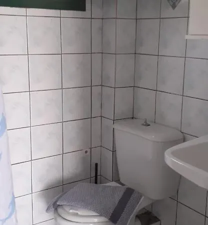 艾丽弗特里亚一室公寓
